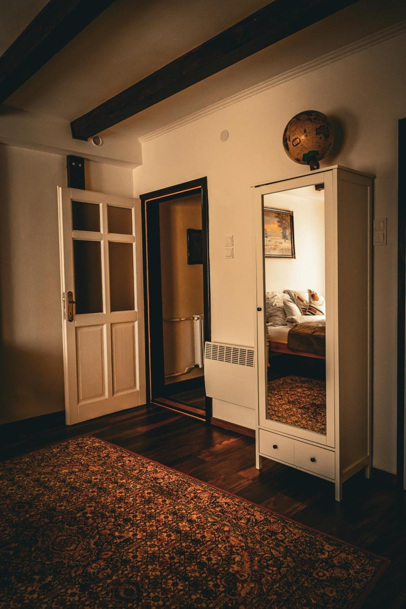 Kishaz Apartman Эгер Экстерьер фото