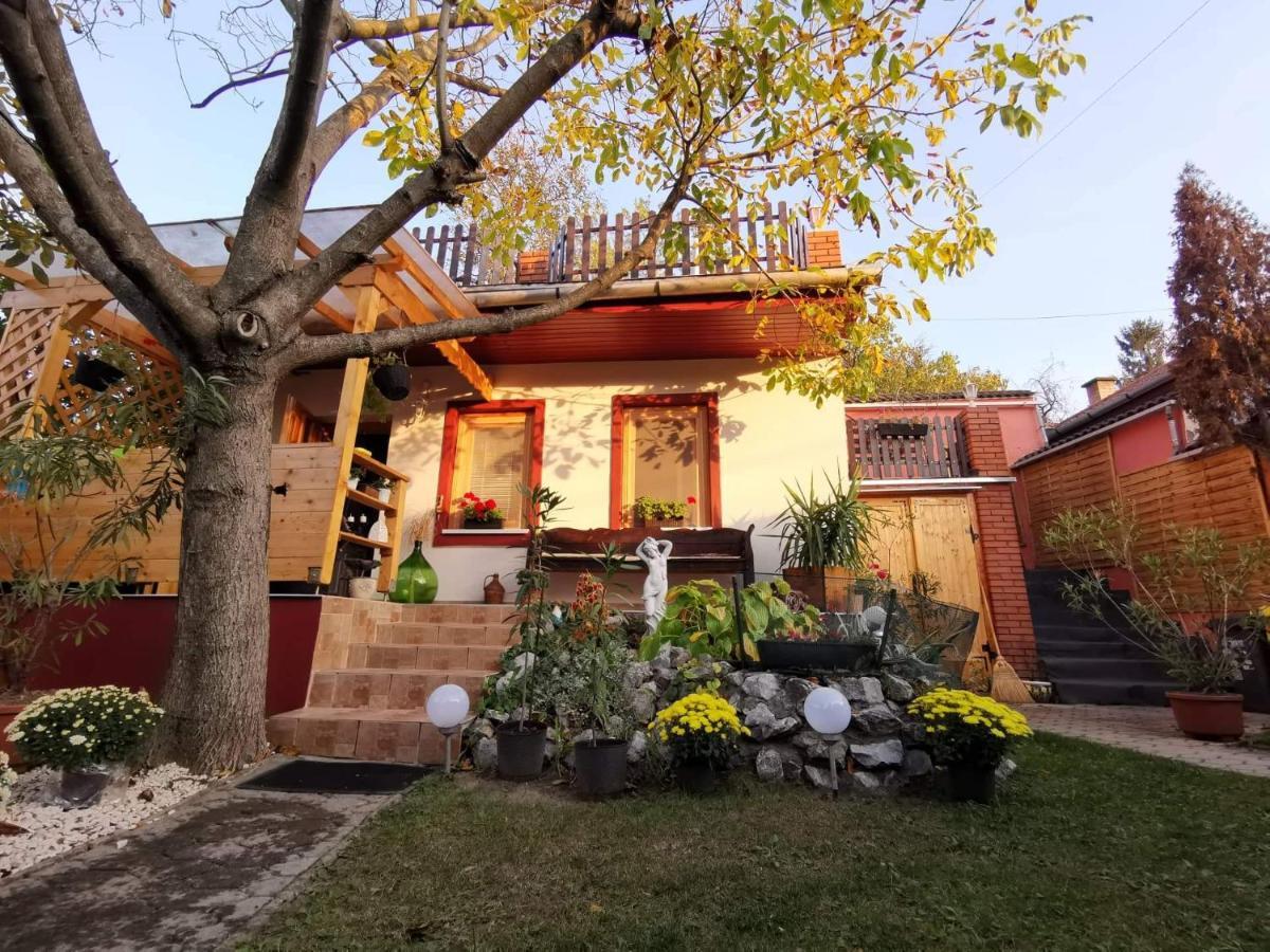 Kishaz Apartman Эгер Экстерьер фото